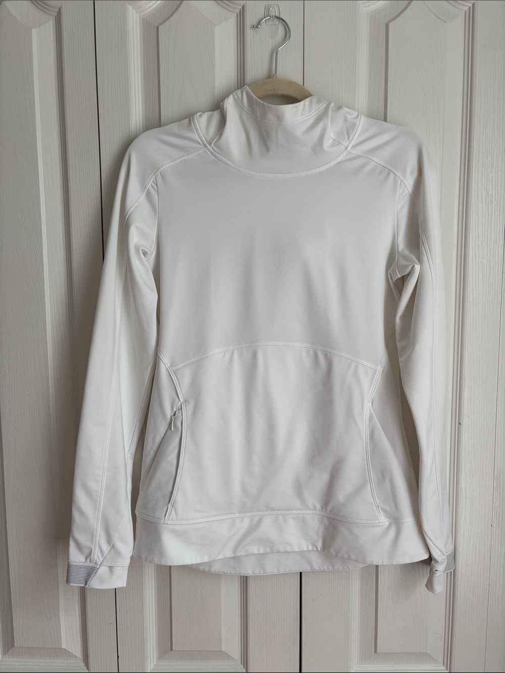 Athleta Hooded Cowl Neck Long Sleeve Top. Size Small. White